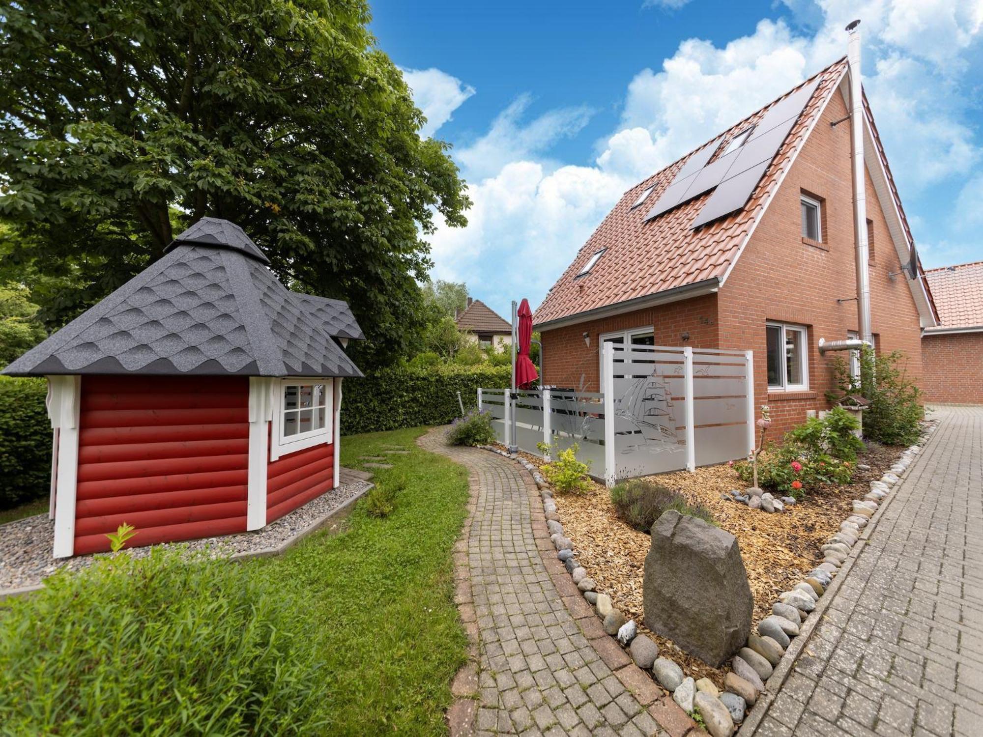 Modern Holiday Home With Sauna By The Sea In Wiek Wiek auf Ruegen Exterior photo